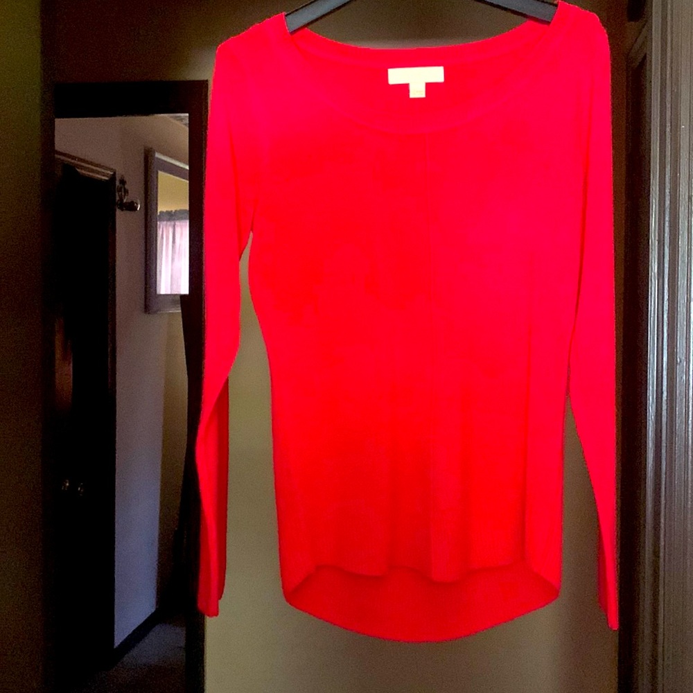 Nicki Minaj sweater